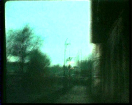 Jonathan Monk, "The distance between me and you", 2001/02, Filmstill; © Sammlung Haubrok
