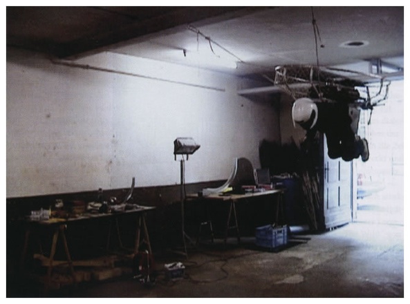 Roman Signer, "Versuch In Der Garage" (2004)