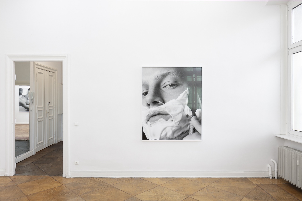 “Ilya Lipkin: Eau d'Offense,” Galerie Lars Friedrich, Berlin, 2021, installation view