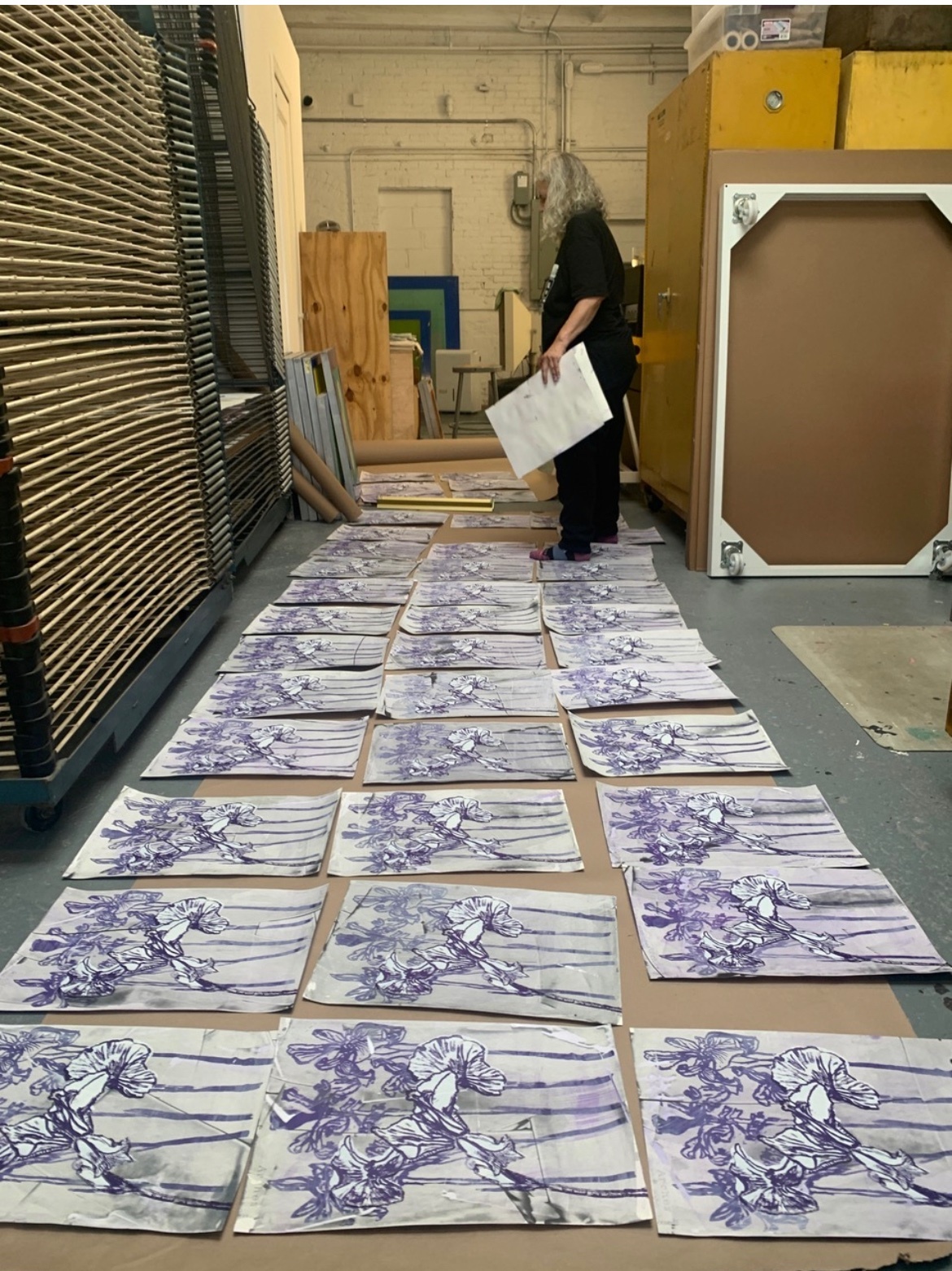 Production of “Flowers for TZK“ at Kingsland Printing, Brooklyn, NY, Amy Sillman and Sara Gates, 2020