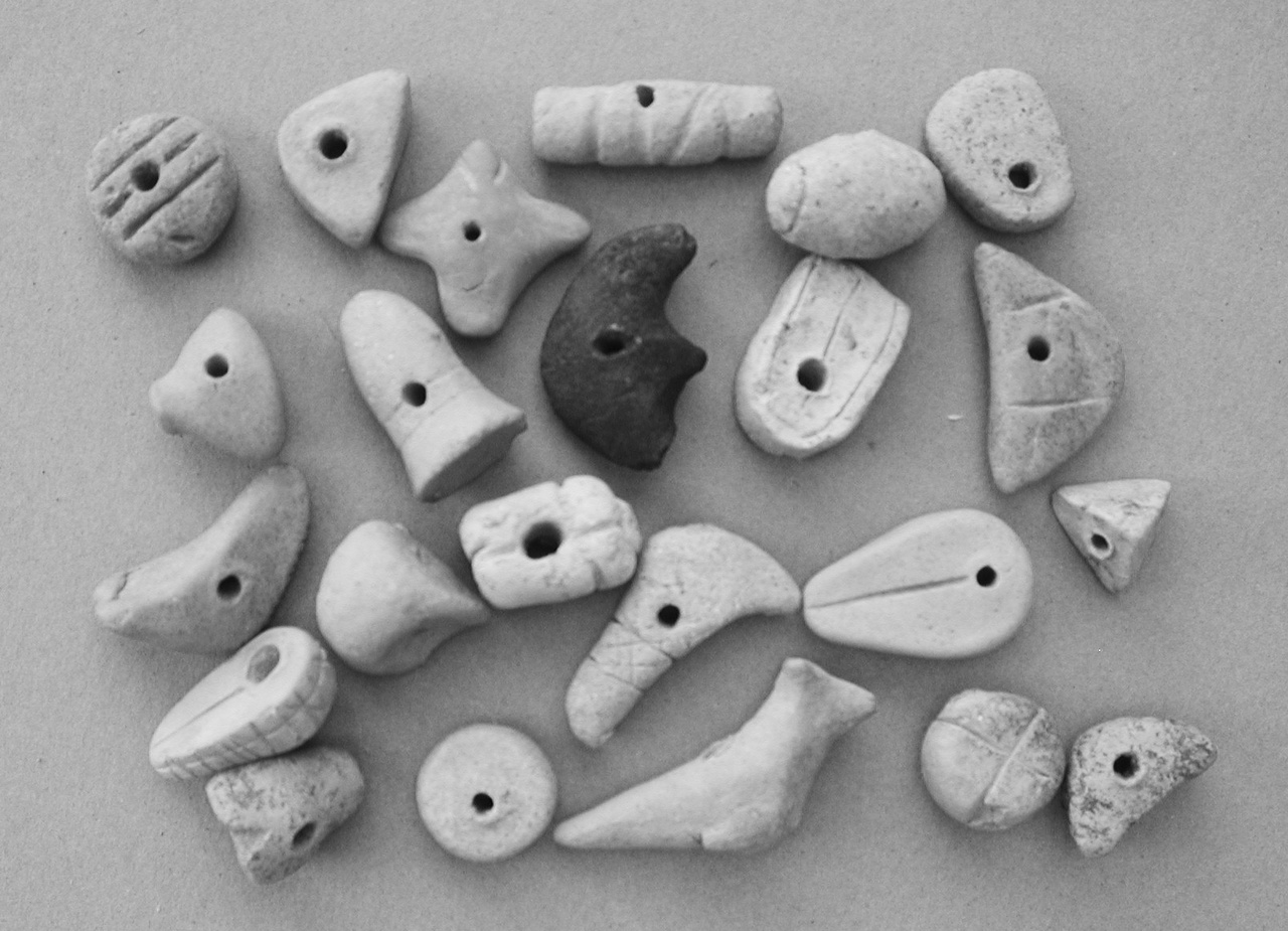 Late Uruk tokens aus / from Tell Brak, Syrien / Syria, ca. 3350– 3100 BCE