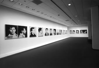 Andy-Warhol-Retrospektive, Neue Nationalgalerie Berlin, 2001, Raumansicht