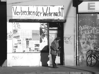 Wandzeitung, Berlin-Mitte, 2002