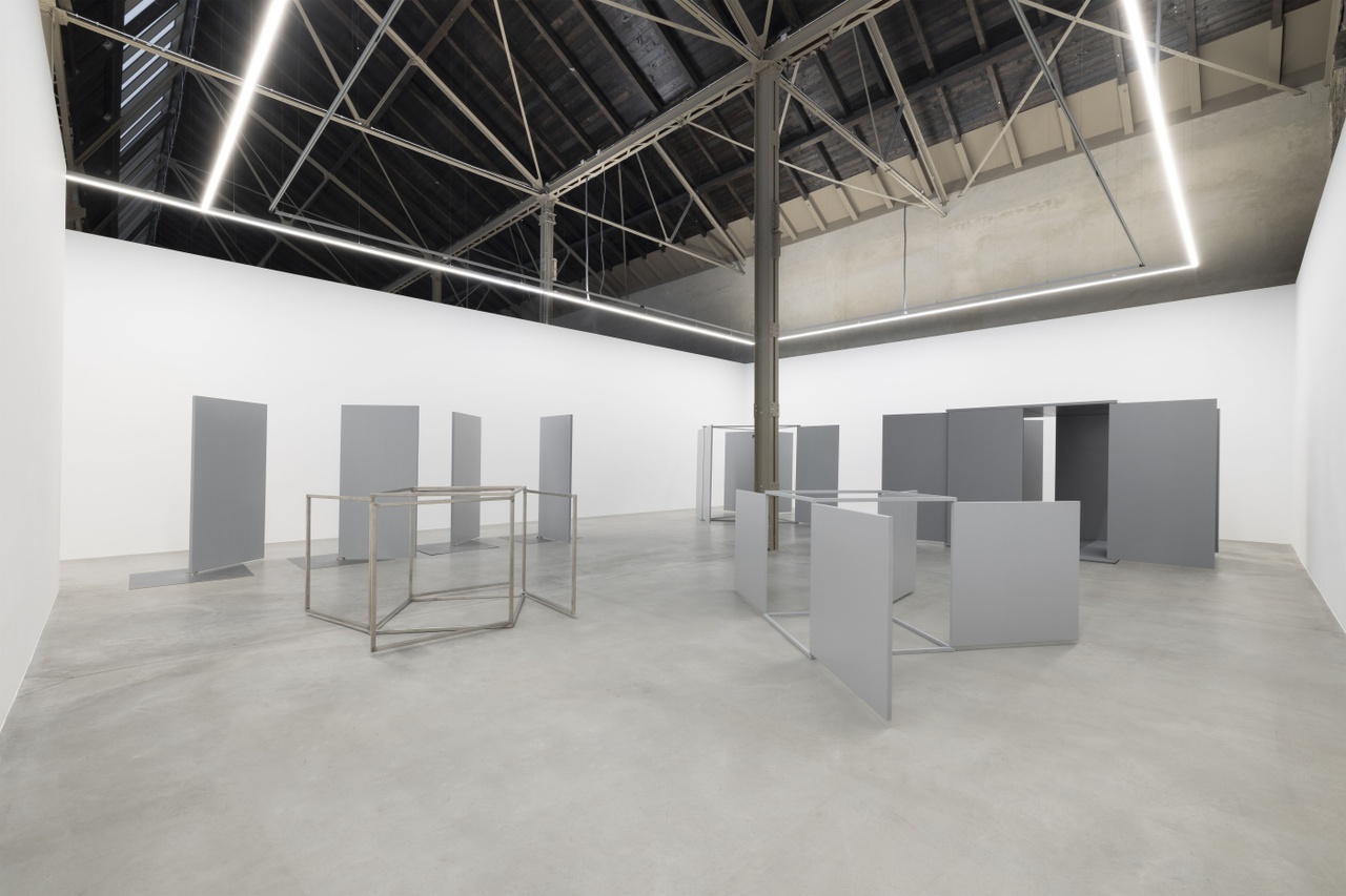 “Charlotte Posenenske: SERIE E,” Mehdi Chouakri, Berlin, 2025