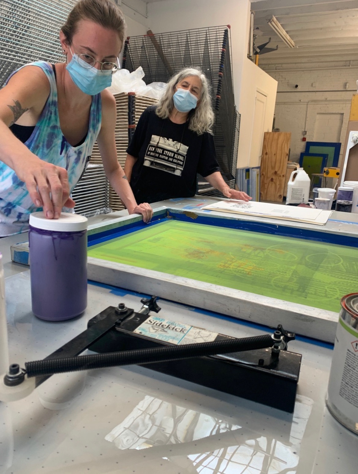 Production of “Flowers for TZK“ at Kingsland Printing, Brooklyn, NY, Amy Sillman and Sara Gates, 2020