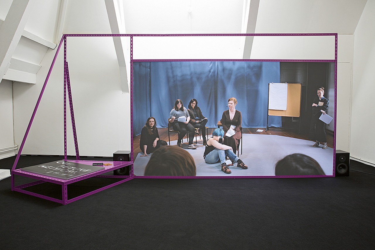 “Alex Martinis Roe: To Become Two,” Casco – Office for Art, ­Design and Theory, Utrecht, 2016