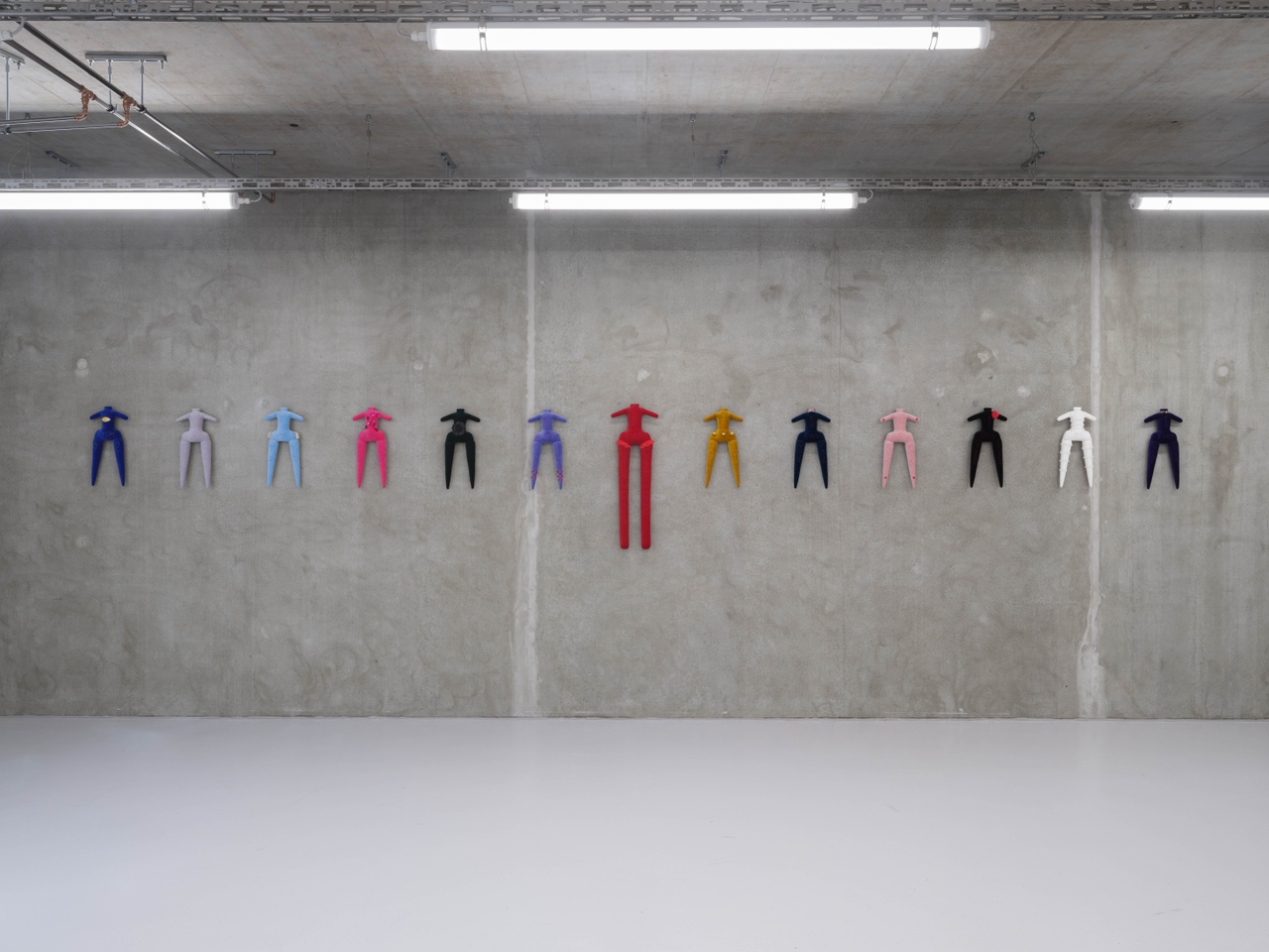 “Penny Goring: Chronic Forevers,” Galerie Molitor, Berlin, 2023, installation view