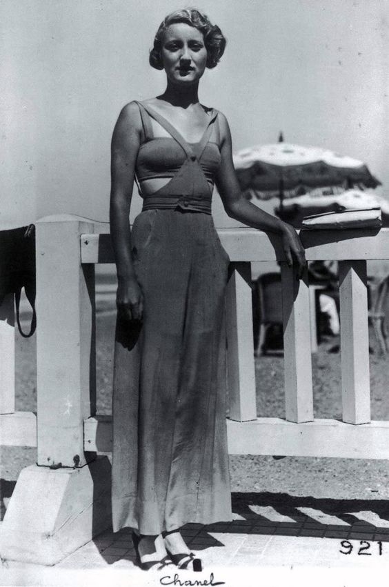 Resort wear by Chanel, Biarritz, 1932