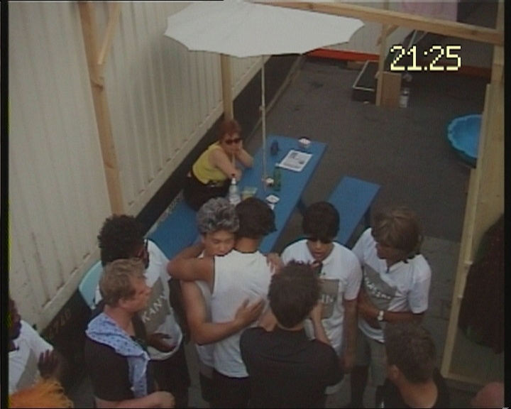 Paul Poet, “Ausländer raus! Schlingensiefs Container,” 2002