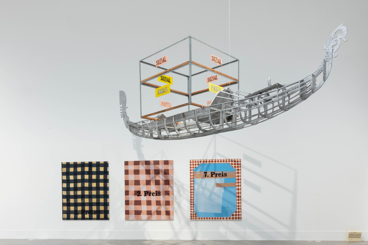 “Martin Kippenberger: Bitteschön Dankeschön. A Retrospective,” Bundeskunsthalle, Bonn, 2019, installation view