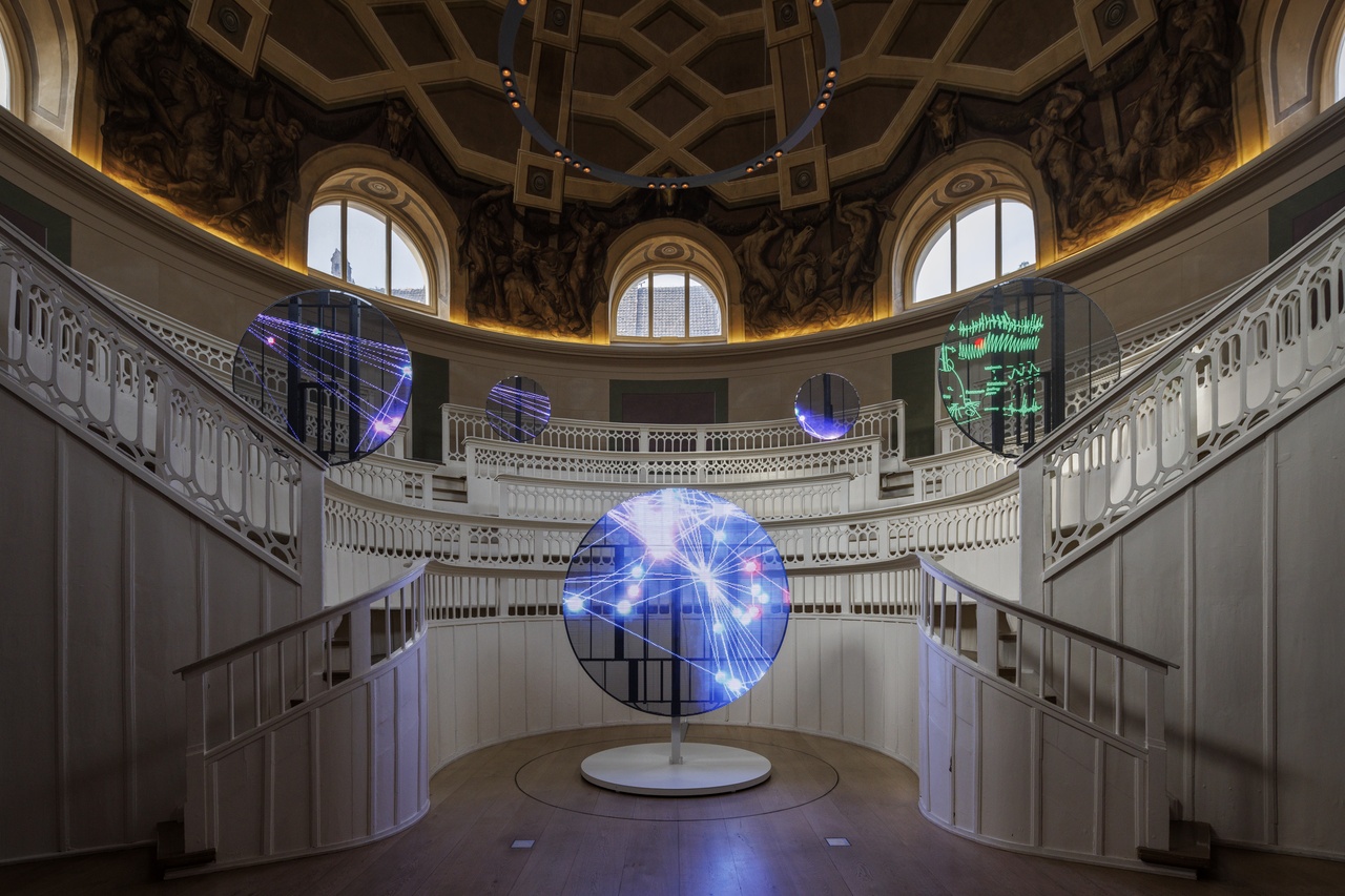 “Rachel Rossin: The Maw Of”, KW Institute for Contemporary Art at Tieranatomisches Theater, Berlin, 2022, installation view