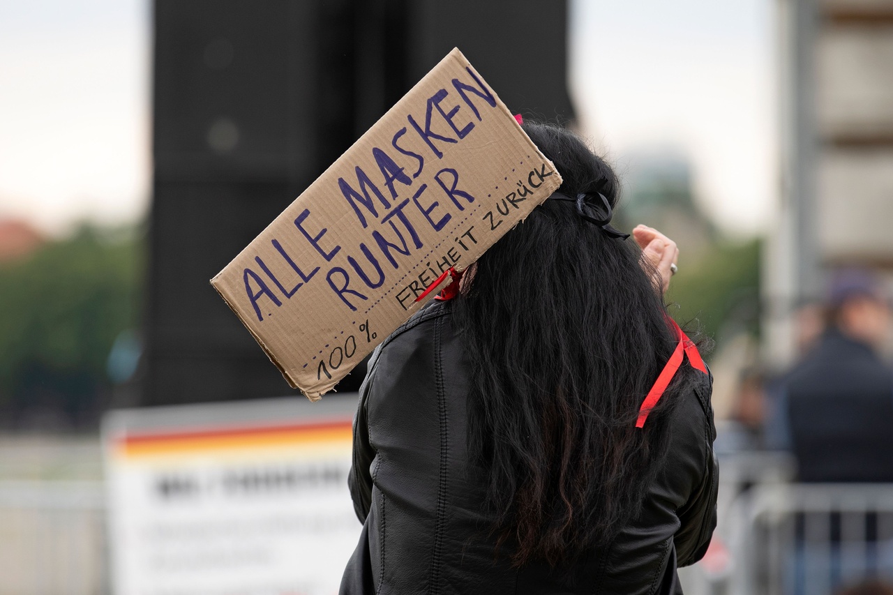 Demonstration gegen die Maßnahmen zur Bekämpfung der Corona-Pandemie, 30.05.2020, München