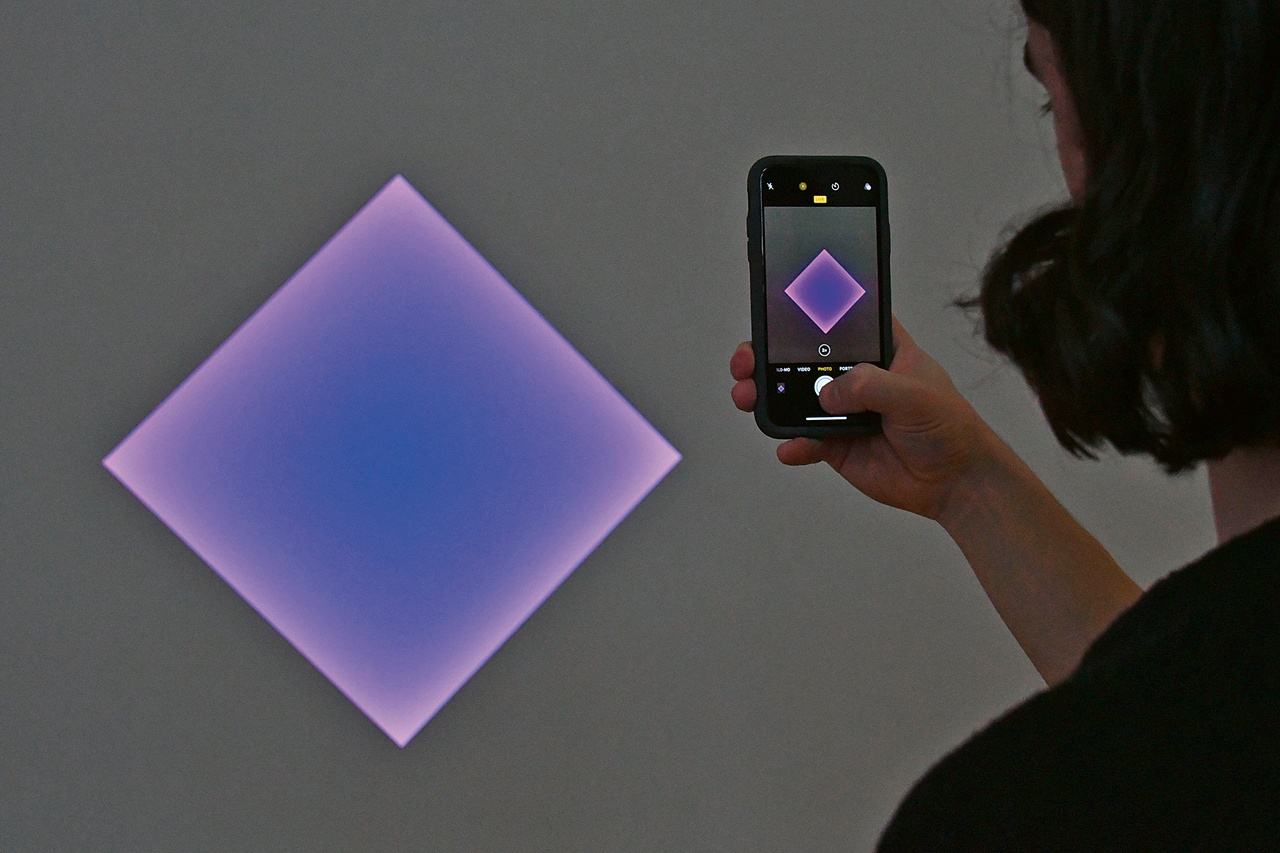 John Angelillo, Brett Gorvy sealing a deal at Christie’s, New York, 2015